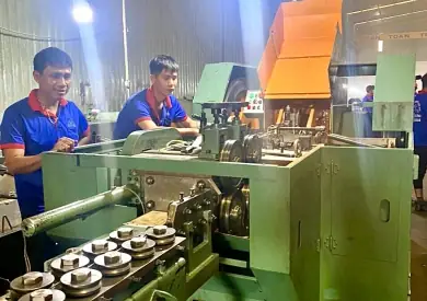 Vít Bắn Tôn Chống Bão: Giải Pháp Bền Vững Cho Mái Nhà Việt