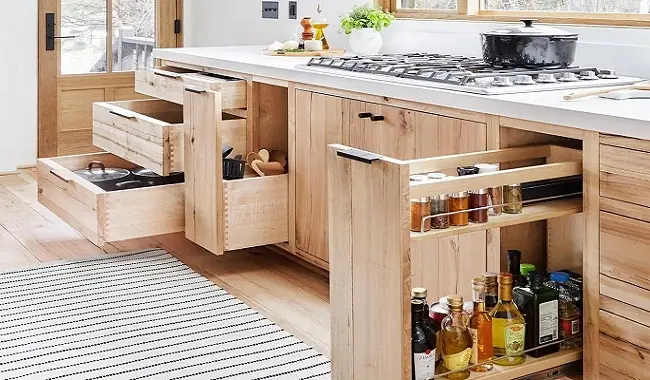 Cách Trang Trí Tủ Chén Đẹp Mắt, Tinh Tế Cho Mọi Không Gian