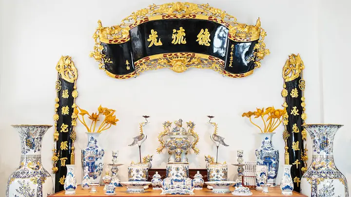 Bước 1dọn Dẹp Bàn Thờ