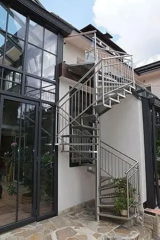 ✅ Giá Cạnh Tranh – Bảo Hành Dài Hạn