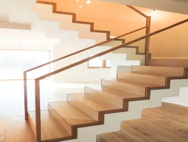 Cầu Thang Gỗ Kết Hợp Kính