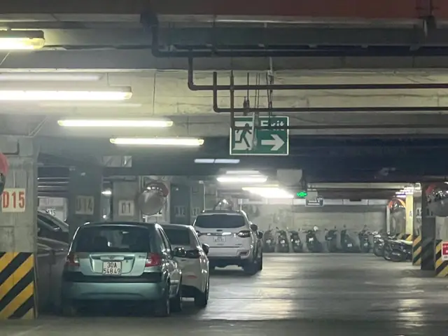 Cu Dan Chung Cu Ct8, Khu Do Thi Duong Noi 2 Lo Ngai Chay No Ham De Xe - Hinh Anh 3