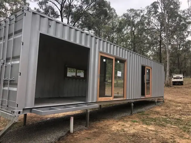 Container 40 Feet Gia Bao Nhieu