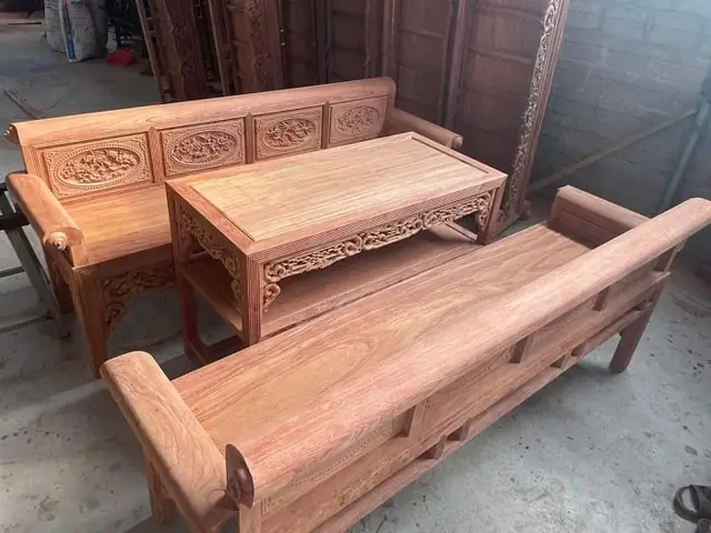 Trường Kỷ Gỗ Hương Giá Bao Nhiêu? Yếu Tố Ảnh Hưởng & Lời Khuyên