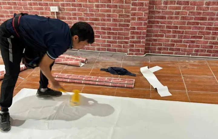 Giấy Dán Tường Nhật Bản Giá Bao Nhiêu 1 Mét Vuông?