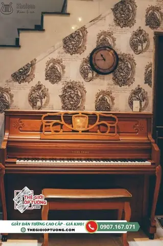 Hình Ảnh Thi Công Giấy Dán Tường Cao Cấp Cho Lớp Dạy Đàn Nhạc Tại Tphcm