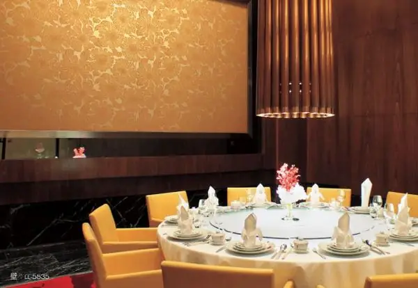 Các Mẫu Giấy Dán Tường Màu Vàng Hoa Văn Hiện Đại