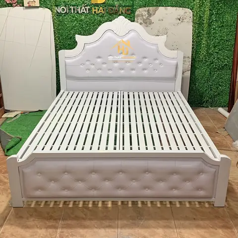 Giường Ngủ Cổ Điển Giá Rẻ Tphcm