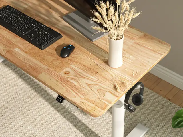 Bàn Làm Việc Gỗ Cao Su