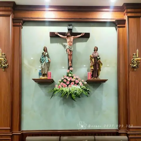 44. Mẫu Cắm Hoa Tinh Tế Phối Hoa Hồng Và Lan Trắng Cho Bàn Thờ Bàn Thờ Thiên Chúa Số 44