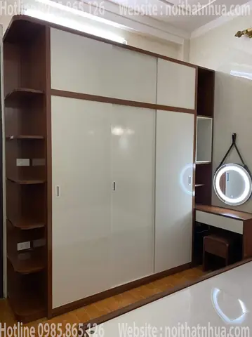 Kệ Đựng Đồ Trang Điểm Bằng Nhựa