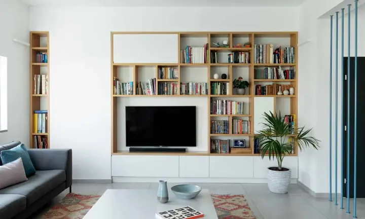 Mẫu 10: Kệ Trang Trí Phòng Khách Âm Tường