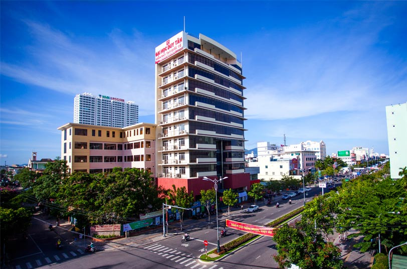 Khuôn viên trường đại học Duy Tân tại Đà Nẵng