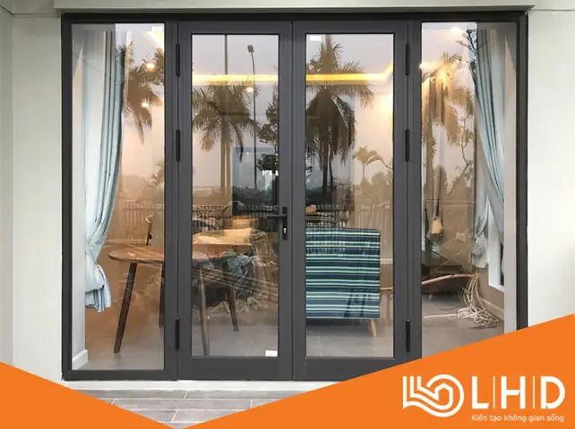 Lựa Chọn Kích Thước Cửa Chính 2 Cánh, 4 Cánh Theo Tuổi Gia Chủ Theo Quan Niệm Phong Thủy Rất Quan Trọng. Dưới Đây Là 1 Số Kích Thước Cho Cửa Đẹp Cho Người Sinh Năm 1975, 1982, 1983, 1985: