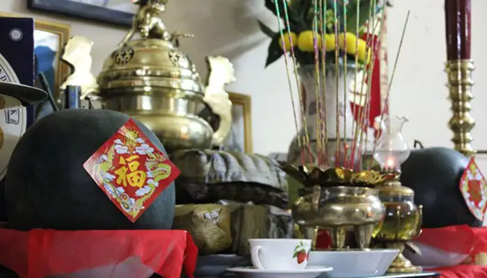 1khi Nào Lau Dọn Bàn Thờ Ngày Tết?