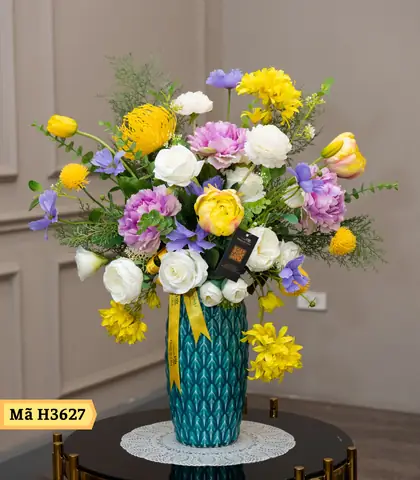 Các Loại Bình Hoa Phổ Biến