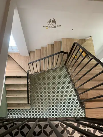 Dự Án Cầu Thang Sắt Đã Thực Hiện Dự Án Cầu Thang Sắt Đã Thực Hiện