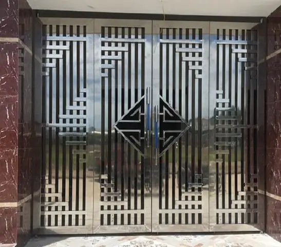 Tổng Hợp 50 Mẫu Cửa Inox 4 Cánh Đẹp 2025