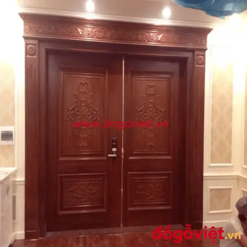 Cửa Gỗ Tự Nhiên 2 Cánh Sang Trọng