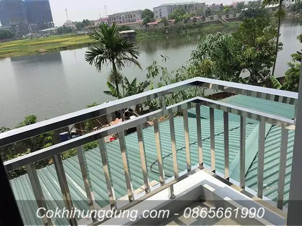 Lưu Ý Khi Chọn Mẫu Lan Can Inox Đẹp Cho Ngôi Nhà Của Bạn