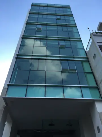 Một Số Lưu Ý Lựa Chọn Xây Nhà Bằng Kính Cường Lực