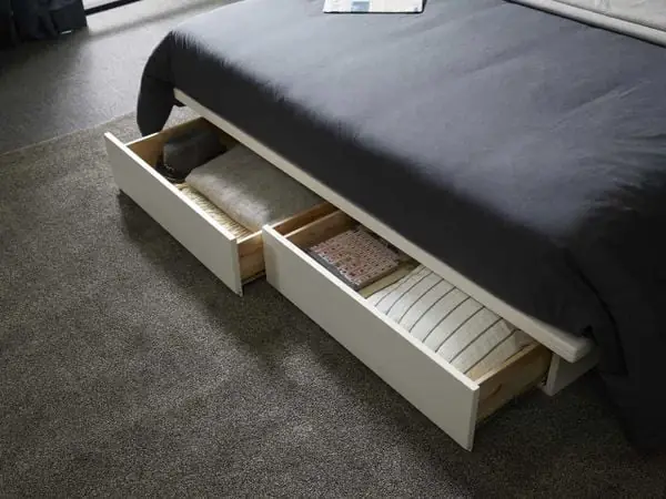 Không Gian Lưu Trữ Dưới Giường