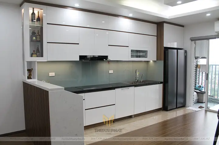 So Sánh Tủ Bếp Nhôm Kính Và Tủ Bếp Gỗ Công Nghiệp