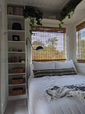 E. Nhà Tiền Chế Được Làm Từ Container 40