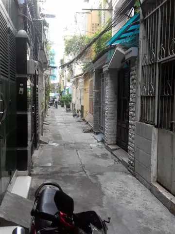 Nên Mua Nhà Trong Ngõ Hay Chung Cư: Phân Tích Chuyên Sâu Từng Phương Án