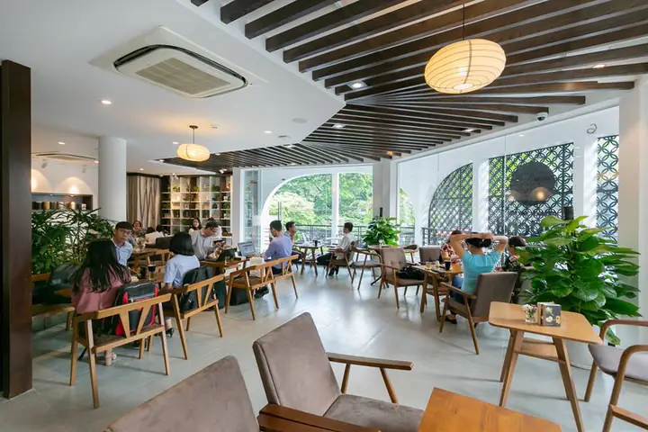 Quán Cafe Thiết Kế Theo Chủ Đề Phong Cách Nội Thất Hiện Đại