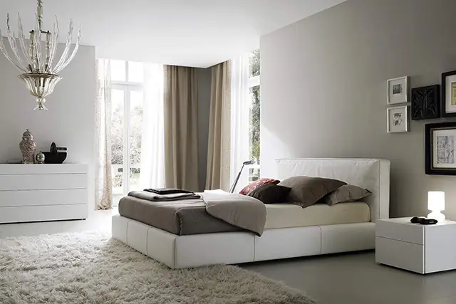 Đặt Giường Ngủ Lệch Hướng Với Cửa Ra Vào