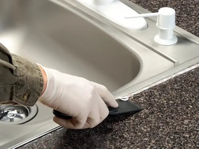 Những Lưu Ý Khi Thi Công Với Keo Silicon Dán Bồn Rửa Chén Những Lưu Ý Khi Thi Công Với Keo Silicon Dán Bồn Rửa Chén