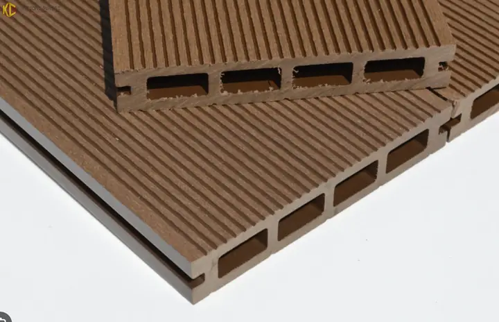 Sự Bền Bỉ Và Chống Trầy Xước Sự Bền Bỉ Và Chống Trầy Xước