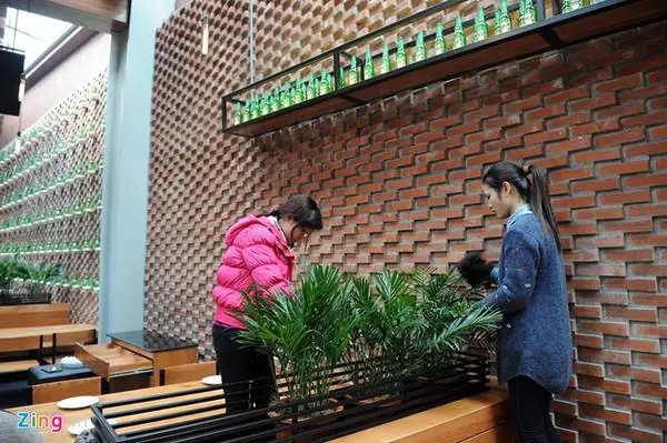 Bên Trong Nhà Hàng 1.000 M2 Có Thiết Kế Lạ Giống Cây Cổ Thụ