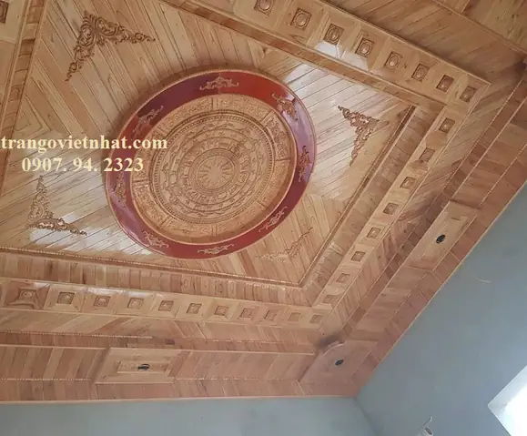 Trần Gỗ Tự Nhiên Xoan Mộc: Vẻ Đẹp Ấm Áp Và Sang Trọng Cho Ngôi Nhà Việt