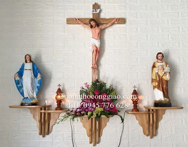 Trang Trí Bàn Thờ Đức Mẹ: Nguyên Tắc Và Ý Tưởng Chi Tiết