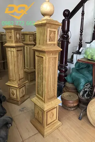 Giá Trụ Cầu Thang Gỗ Vuông Là Bao Nhiêu?