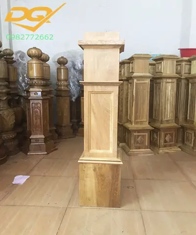 Giá Trụ Cầu Thang Gỗ Vuông Là Bao Nhiêu?