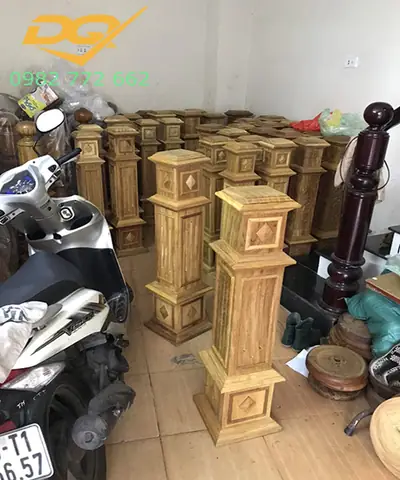 – Thiết Kế Của Trụ Cầu Thang Gỗ Vuông