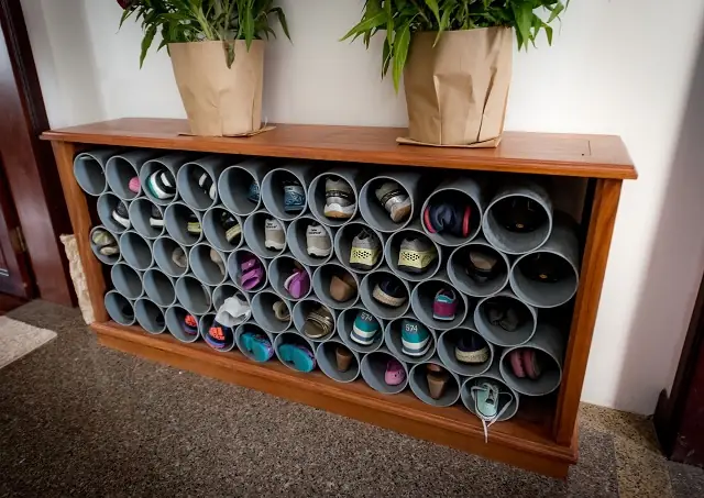 Hướng Dẫn Chi Tiết Cách Tự Chế Kệ Để Giày Sáng Tạo Và Tiết Kiệm Chi Phí