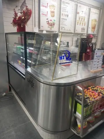 Tại Sao Nên Chọn Tủ Bánh Ngọt Mica Tại Hiệp Phúc Hưng?