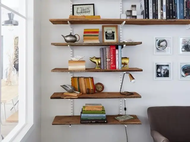 Tự Làm Giá Treo Tường: Hướng Dẫn Chi Tiết Cho Không Gian Sống Đa Năng