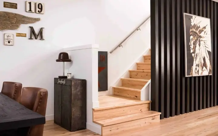 Vách Ngăn Nhôm Cho Cầu Thang Và Phòng Khách Vách Ngăn Nhôm Cho Cầu Thang Và Phòng Khách