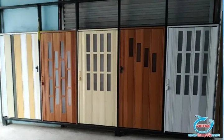 Vách Ngăn Vệ Sinh Dạng Cửa Xếp Bằng Nhựa