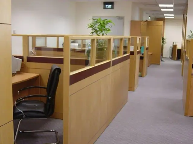 Mẫu Vách Ngăn Văn Phòng Bằng Gỗ