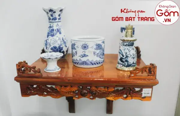 Đối Với Bàn Thờ Ông Táo