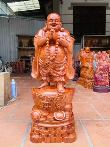 Top 5 Vị Trí Tốt Nhất Đặt Tượng Gỗ Thần Tài Trong Nhà