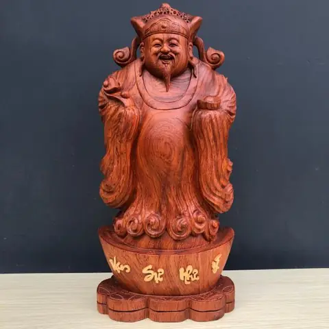 Tượng Gỗ Thần Tài Đặt Ở Hướng Đông