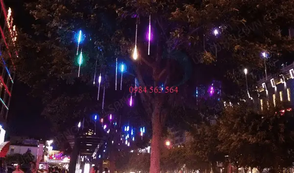 Phân Phối Đèn Sao Băng Giọt Nước Giá Rẻ Nhất Tphcm