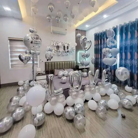 Chùm Bóng Bay Thả Sàn